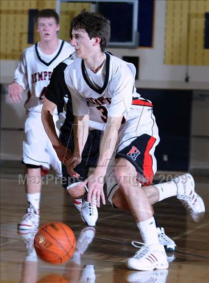 Thumbnail 3 in Hempfield vs Lancaster Mennonite photogallery.