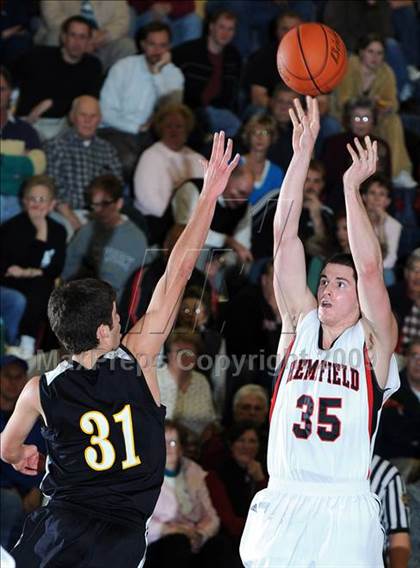 Thumbnail 3 in Hempfield vs Lancaster Mennonite photogallery.