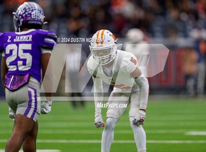 Thumbnail 3 in Angleton vs. La Porte (UIL 5A Division I Football Quarterfinal) photogallery.
