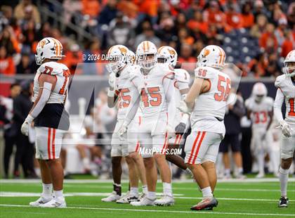 Thumbnail 2 in Angleton vs. La Porte (UIL 5A Division I Football Quarterfinal) photogallery.