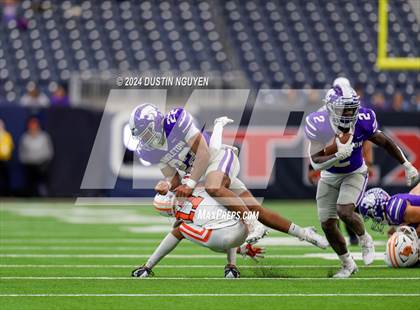 Thumbnail 3 in Angleton vs. La Porte (UIL 5A Division I Football Quarterfinal) photogallery.