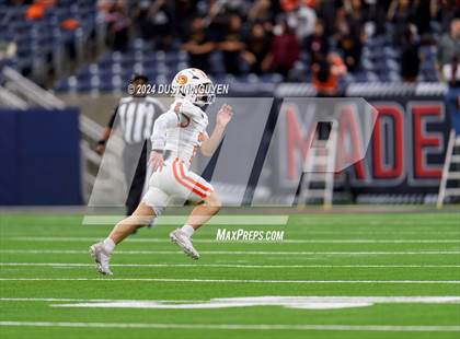 Thumbnail 2 in Angleton vs. La Porte (UIL 5A Division I Football Quarterfinal) photogallery.