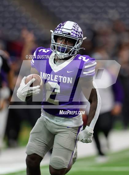 Thumbnail 2 in Angleton vs. La Porte (UIL 5A Division I Football Quarterfinal) photogallery.