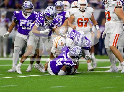 Thumbnail 3 in Angleton vs. La Porte (UIL 5A Division I Football Quarterfinal) photogallery.