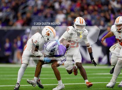 Thumbnail 2 in Angleton vs. La Porte (UIL 5A Division I Football Quarterfinal) photogallery.