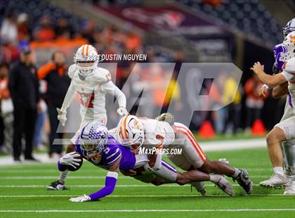 Thumbnail 3 in Angleton vs. La Porte (UIL 5A Division I Football Quarterfinal) photogallery.