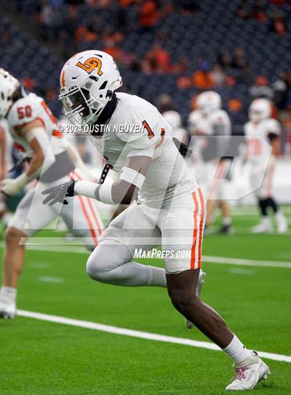 Thumbnail 2 in Angleton vs. La Porte (UIL 5A Division I Football Quarterfinal) photogallery.