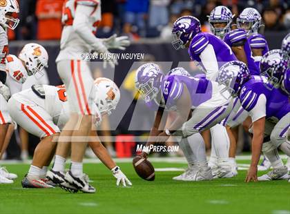Thumbnail 1 in Angleton vs. La Porte (UIL 5A Division I Football Quarterfinal) photogallery.