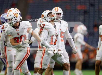 Thumbnail 3 in Angleton vs. La Porte (UIL 5A Division I Football Quarterfinal) photogallery.