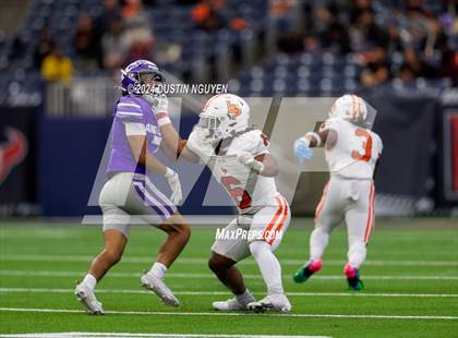 Thumbnail 2 in Angleton vs. La Porte (UIL 5A Division I Football Quarterfinal) photogallery.