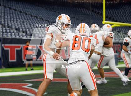 Thumbnail 3 in Angleton vs. La Porte (UIL 5A Division I Football Quarterfinal) photogallery.