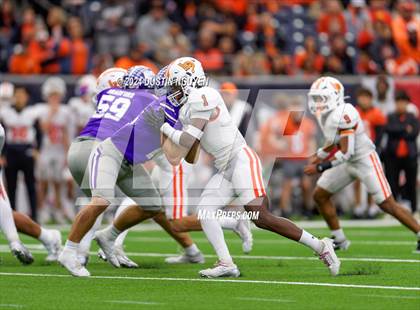 Thumbnail 3 in Angleton vs. La Porte (UIL 5A Division I Football Quarterfinal) photogallery.