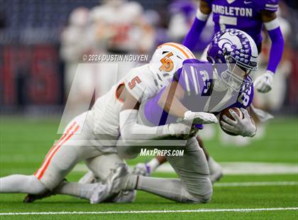 Thumbnail 2 in Angleton vs. La Porte (UIL 5A Division I Football Quarterfinal) photogallery.