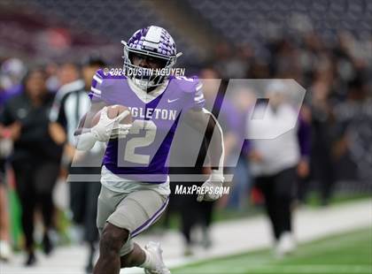 Thumbnail 3 in Angleton vs. La Porte (UIL 5A Division I Football Quarterfinal) photogallery.