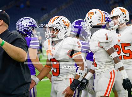 Thumbnail 2 in Angleton vs. La Porte (UIL 5A Division I Football Quarterfinal) photogallery.