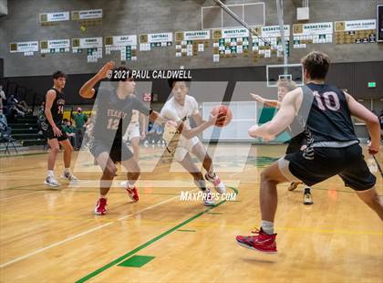 Thumbnail 2 in Ferris @ Auburn (Hardwood Invite 2nd Round) photogallery.