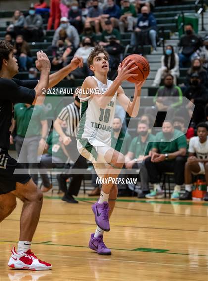 Thumbnail 2 in Ferris @ Auburn (Hardwood Invite 2nd Round) photogallery.