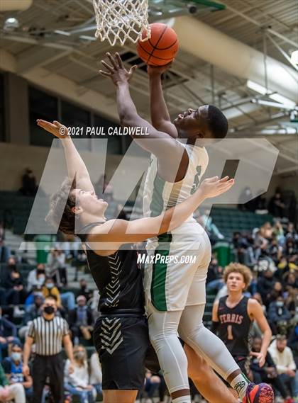 Thumbnail 3 in Ferris @ Auburn (Hardwood Invite 2nd Round) photogallery.