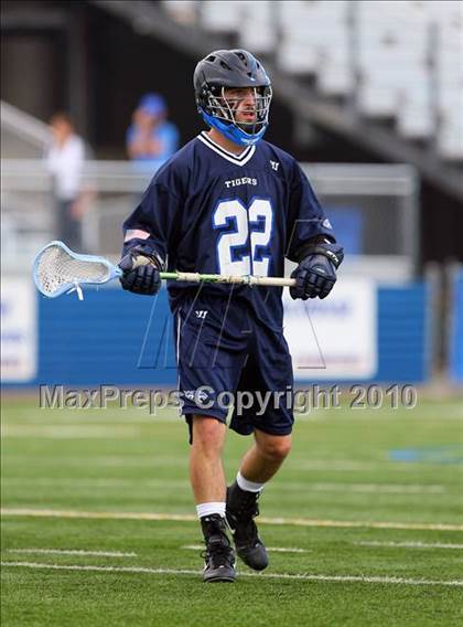 Thumbnail 2 in Putnam Valley vs. Manhasset (NYSPHSAA Class C Semifinal) photogallery.