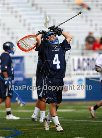 Thumbnail 1 in Putnam Valley vs. Manhasset (NYSPHSAA Class C Semifinal) photogallery.