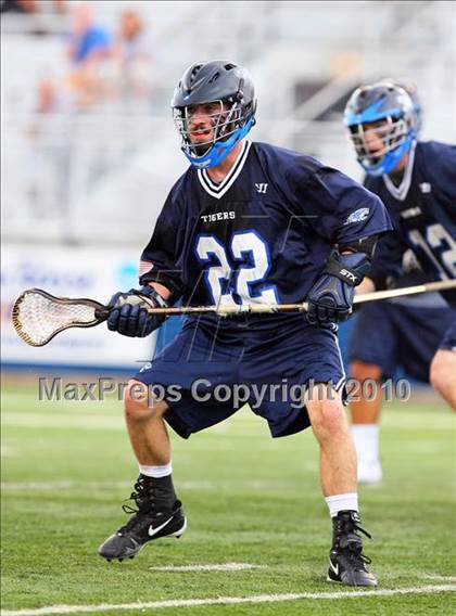 Thumbnail 2 in Putnam Valley vs. Manhasset (NYSPHSAA Class C Semifinal) photogallery.