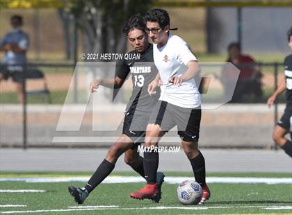Thumbnail 1 in Esperanza @ Villa Park photogallery.