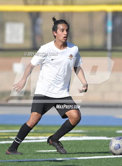 Thumbnail 1 in Esperanza @ Villa Park photogallery.