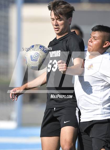 Thumbnail 1 in Esperanza @ Villa Park photogallery.
