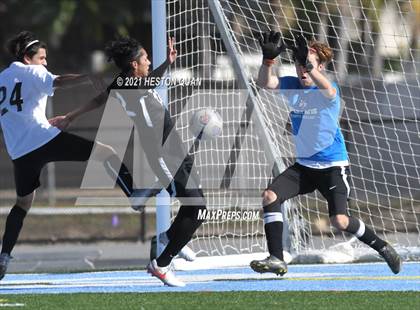 Thumbnail 1 in Esperanza @ Villa Park photogallery.