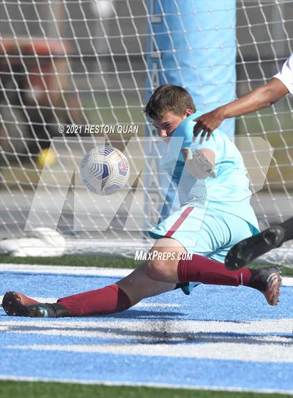 Thumbnail 2 in Esperanza @ Villa Park photogallery.