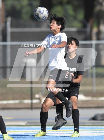 Thumbnail 1 in Esperanza @ Villa Park photogallery.