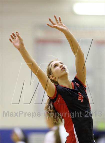 Thumbnail 2 in Bear Creek vs. Durango (Cherry Creek Bruin Classic) photogallery.