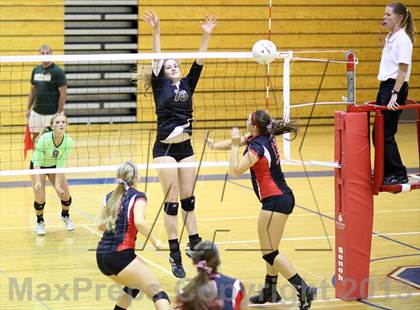 Thumbnail 3 in Bear Creek vs. Durango (Cherry Creek Bruin Classic) photogallery.