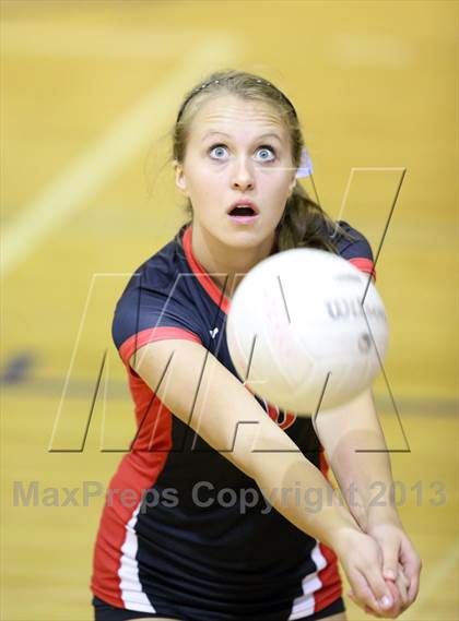 Thumbnail 3 in Bear Creek vs. Durango (Cherry Creek Bruin Classic) photogallery.