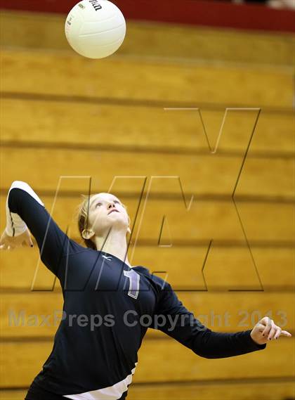 Thumbnail 1 in Bear Creek vs. Durango (Cherry Creek Bruin Classic) photogallery.