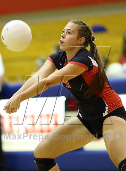 Thumbnail 2 in Bear Creek vs. Durango (Cherry Creek Bruin Classic) photogallery.