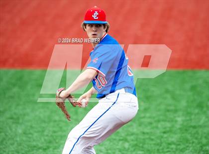 Thumbnail 3 in John Curtis Christian vs E.D. White (Mike Miley Stadium) photogallery.