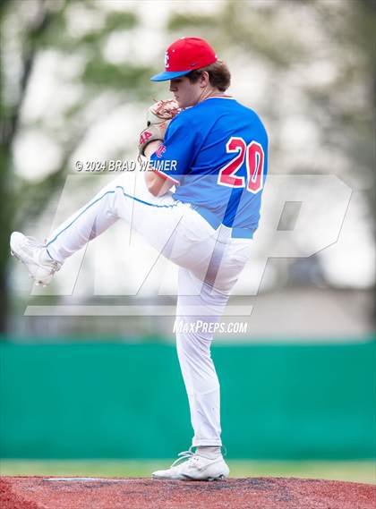 Thumbnail 3 in John Curtis Christian vs E.D. White (Mike Miley Stadium) photogallery.