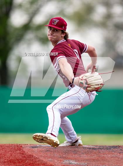Thumbnail 1 in John Curtis Christian vs E.D. White (Mike Miley Stadium) photogallery.