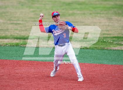 Thumbnail 2 in John Curtis Christian vs E.D. White (Mike Miley Stadium) photogallery.