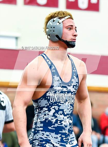 Thumbnail 1 in NJSIAA District 10 Wrestling Tournament photogallery.
