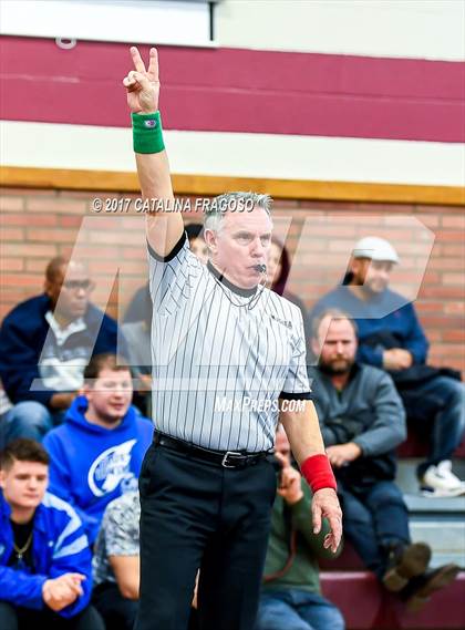 Thumbnail 2 in NJSIAA District 10 Wrestling Tournament photogallery.