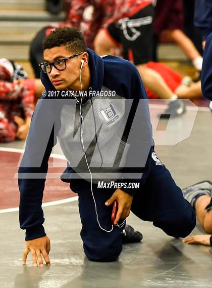 Thumbnail 2 in NJSIAA District 10 Wrestling Tournament photogallery.