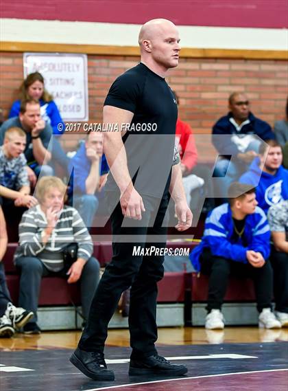 Thumbnail 1 in NJSIAA District 10 Wrestling Tournament photogallery.