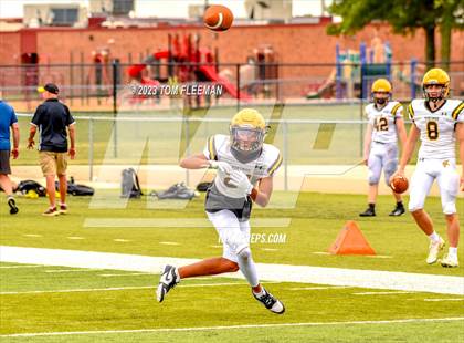 Thumbnail 3 in Olathe East @ Shawnee Mission West (Scrimmage) photogallery.