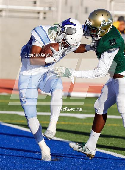 Thumbnail 2 in Los Angeles vs. Hawkins (CIF LACS Division II Playoff) photogallery.