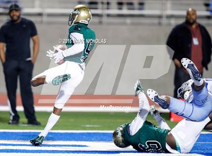 Thumbnail 3 in Los Angeles vs. Hawkins (CIF LACS Division II Playoff) photogallery.