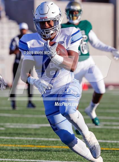 Thumbnail 1 in Los Angeles vs. Hawkins (CIF LACS Division II Playoff) photogallery.