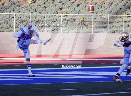 Thumbnail 2 in Los Angeles vs. Hawkins (CIF LACS Division II Playoff) photogallery.