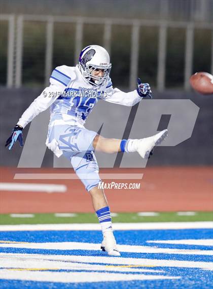 Thumbnail 1 in Los Angeles vs. Hawkins (CIF LACS Division II Playoff) photogallery.